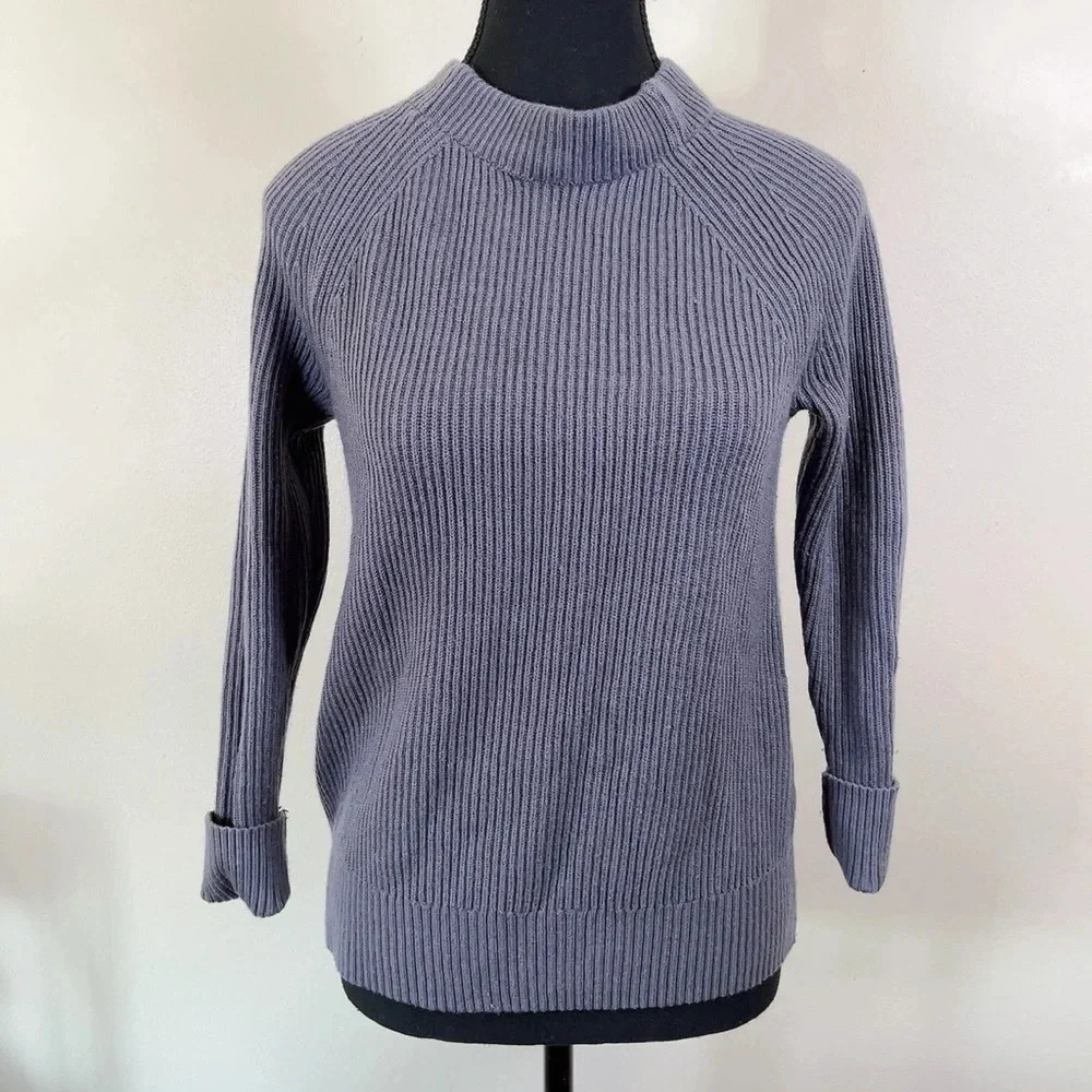 Banana Republic  Tie Back Ribbed Purpler Sweater